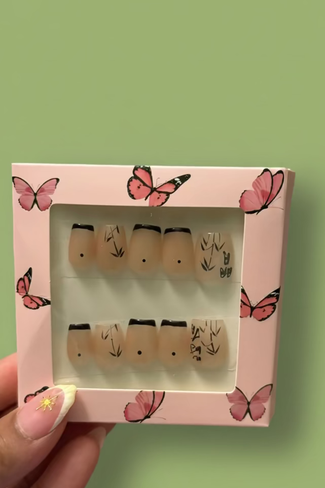 Handmade Press on nails